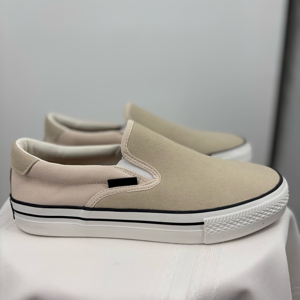 New Republic Men’s Stanton Slip-On Sneakers Beige/Cream Suede & Canvas, Sz 8.5